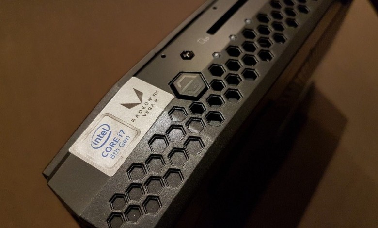 intel nuc hades canyon amd rx vega 3