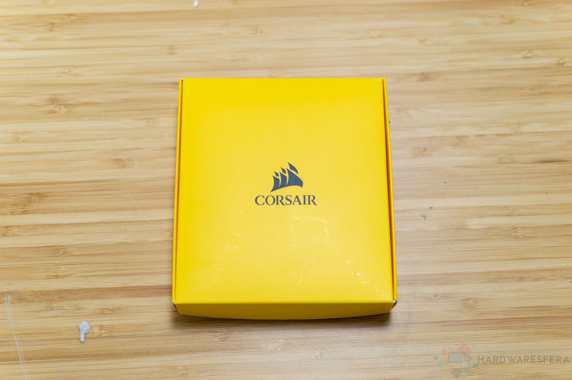 Corsair A500 caja complementos
